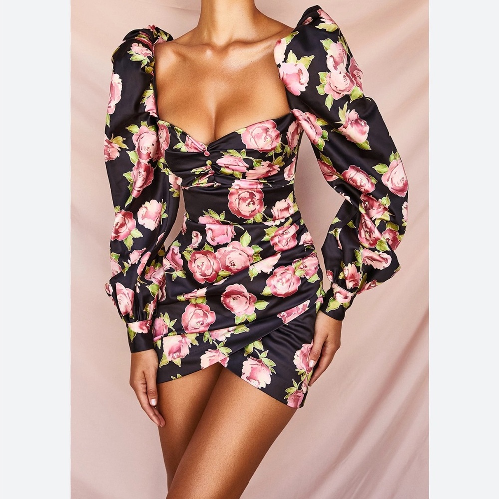 Fashion Nova puff sleeve dress
